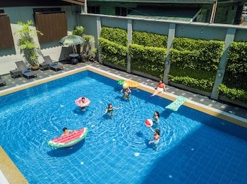 Tropicana Suites Residence Hotel