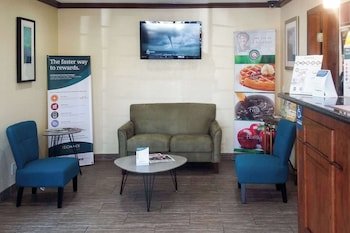 Quality Inn I-5 Naval Base
