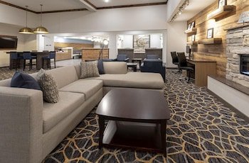 Grandstay Hotel And Suites