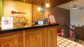 BGC Hostel and Dorm by RedDoorz
