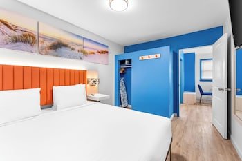 Buttercup Suites