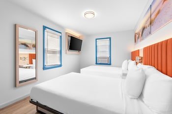 Buttercup Suites