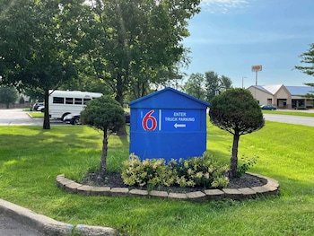 Motel 6 Lafayette IN