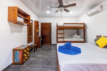Hotel Casablanca Tortuguero