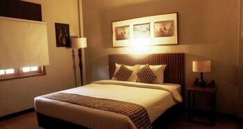 Cantya Hotel