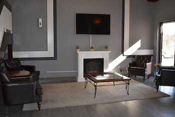 Quality Inn & Suites Kearneysville - Martinsburg