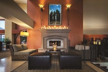DoubleTree by Hilton Hotel Sonoma Wine Country