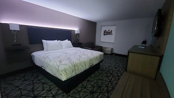 Baymont by Wyndham South Bend Near Notre Dame
