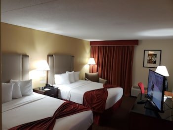 Baymont Inn and Suites Southfield/Detroit