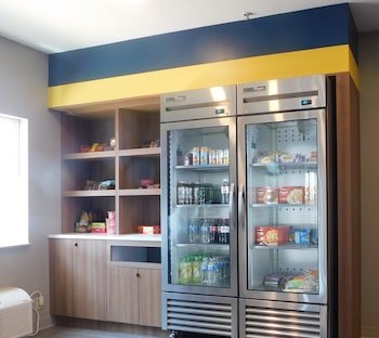 Microtel Inn & Suites by Wyndham Wheeling at The Highlands