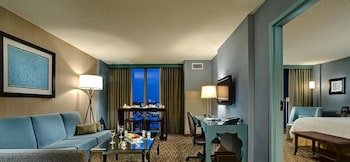 Crowne Plaza Chicago O'Hare Hotel & Conference Center