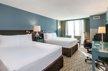 Crowne Plaza Chicago O'Hare Hotel & Conference Center
