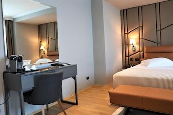 Hotel Saranda Butrinti Affiliated by Meliá