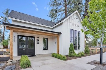 The Cottage Inn At Sisters
