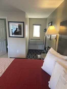 Embassy Inn Motel Ithaca