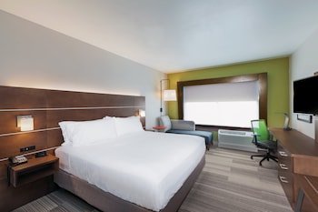 Holiday Inn Express & Suites Chanute