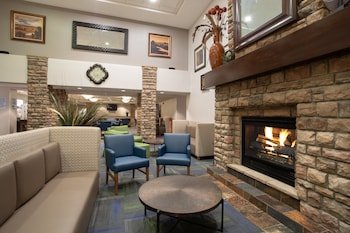 Holiday Inn Express & Suites Littleton