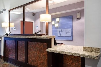 Holiday Inn Express & Suites Littleton