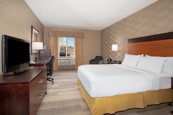 Holiday Inn Express & Suites Littleton