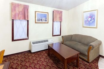Knights Inn Tucker