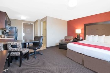 Hawthorn Extended Stay by Wyndham Williston