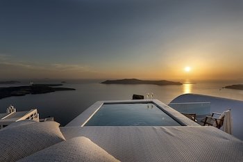 Kaleidoscope Imerovigli Suites