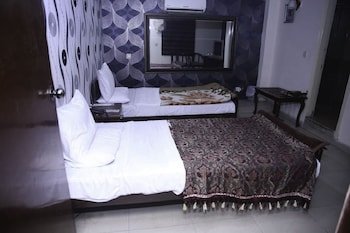 Mars Hotel