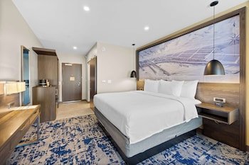 Best Western Plus Marquette Hotel & Suites