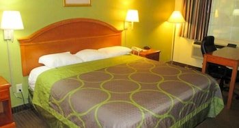 Motel 6 Livingston TX