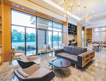 Atour Hotel Dalian Zhongshan Plaza