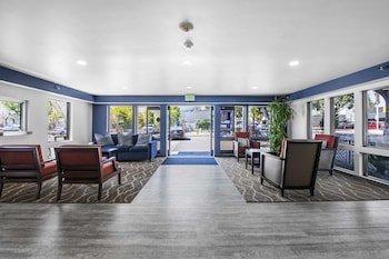 Hyland Inn near Pasadena Civic Center