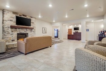 Cobblestone Hotel & Suites - Cozad