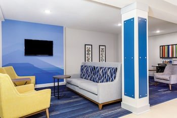 Holiday Inn Express Hotel & Suites Jacksonville - Mayport / Beach