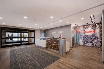 Hampton Inn by Hilton Detroit Southfield