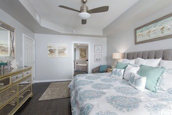 Crescent Condominiums
