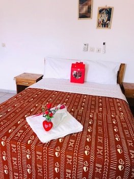 Imans Hotel Dabou