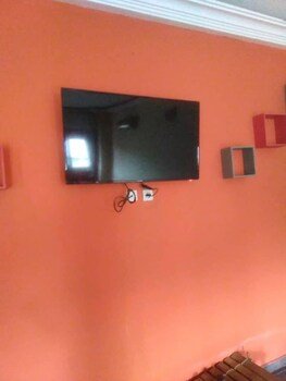 Imans Hotel Dabou