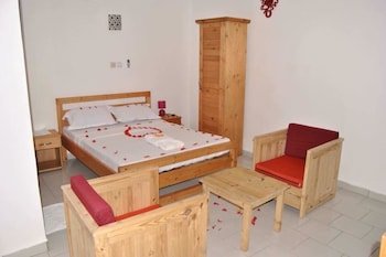 Imans Hotel Dabou