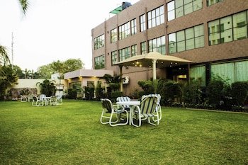 Hotel Country Inn