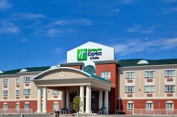 Holiday Inn Express & Suites Hinton