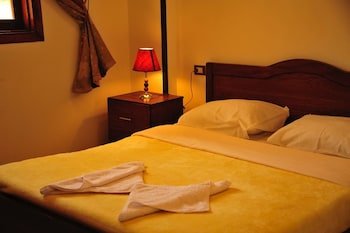 Alhambra Hotel