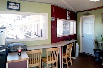 Hotel Kings at Clovis by OYO Rooms