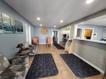 Americas Best Value Inn & Suites Detroit Lakes
