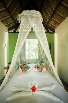 Fox & Firefly Cottages