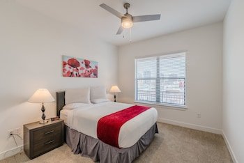 Regal Stays Apartments West Village