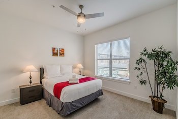 Regal Stays Apartments West Village