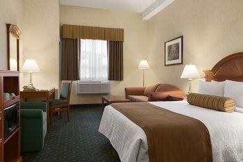 Travelodge by Wyndham Strathmore