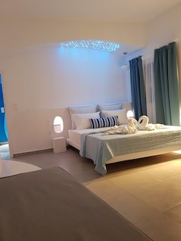 Amera Suites