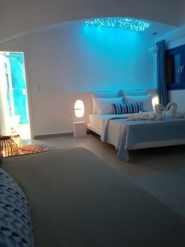 Amera Suites