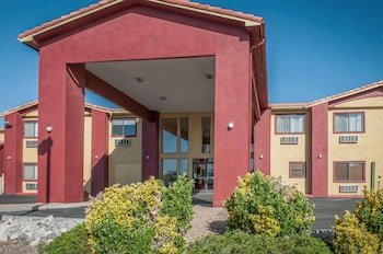 Quality Inn - Hotel in Rio Rancho, NM Near Cottonwood Mall